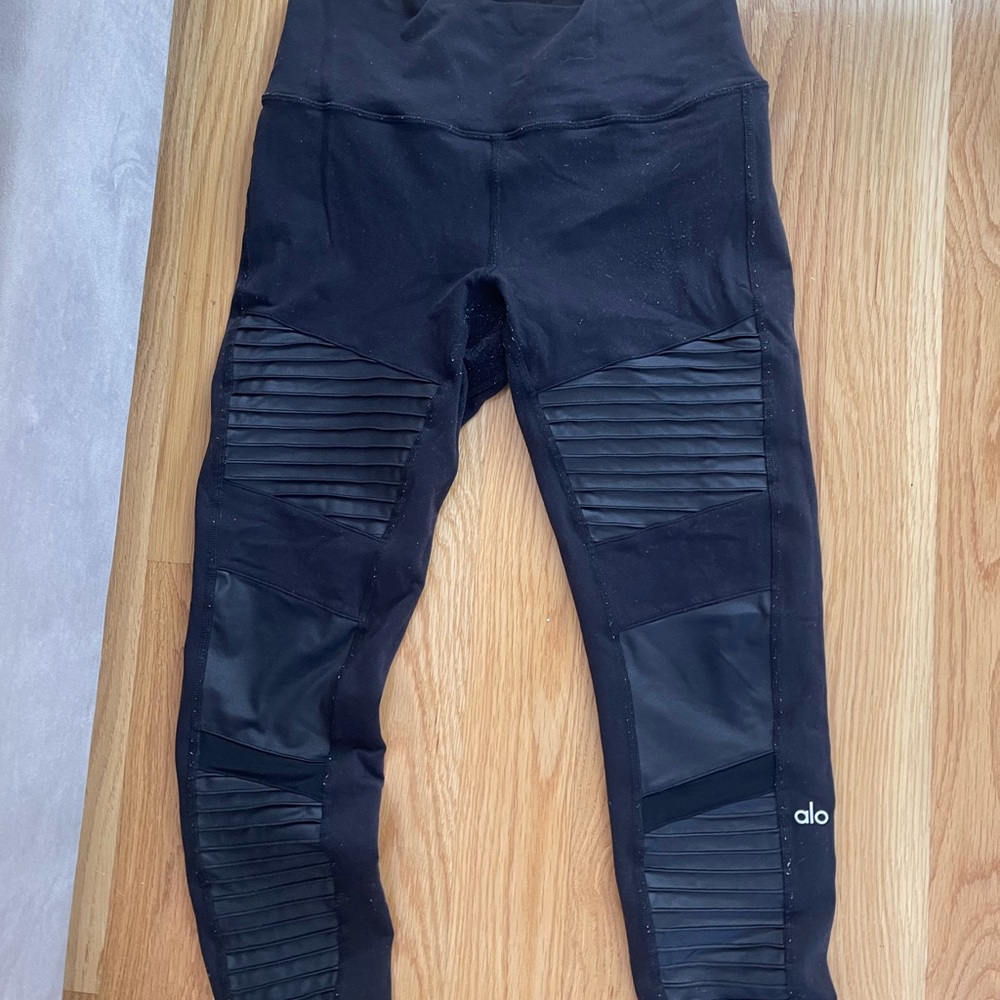 Alo moto leggings